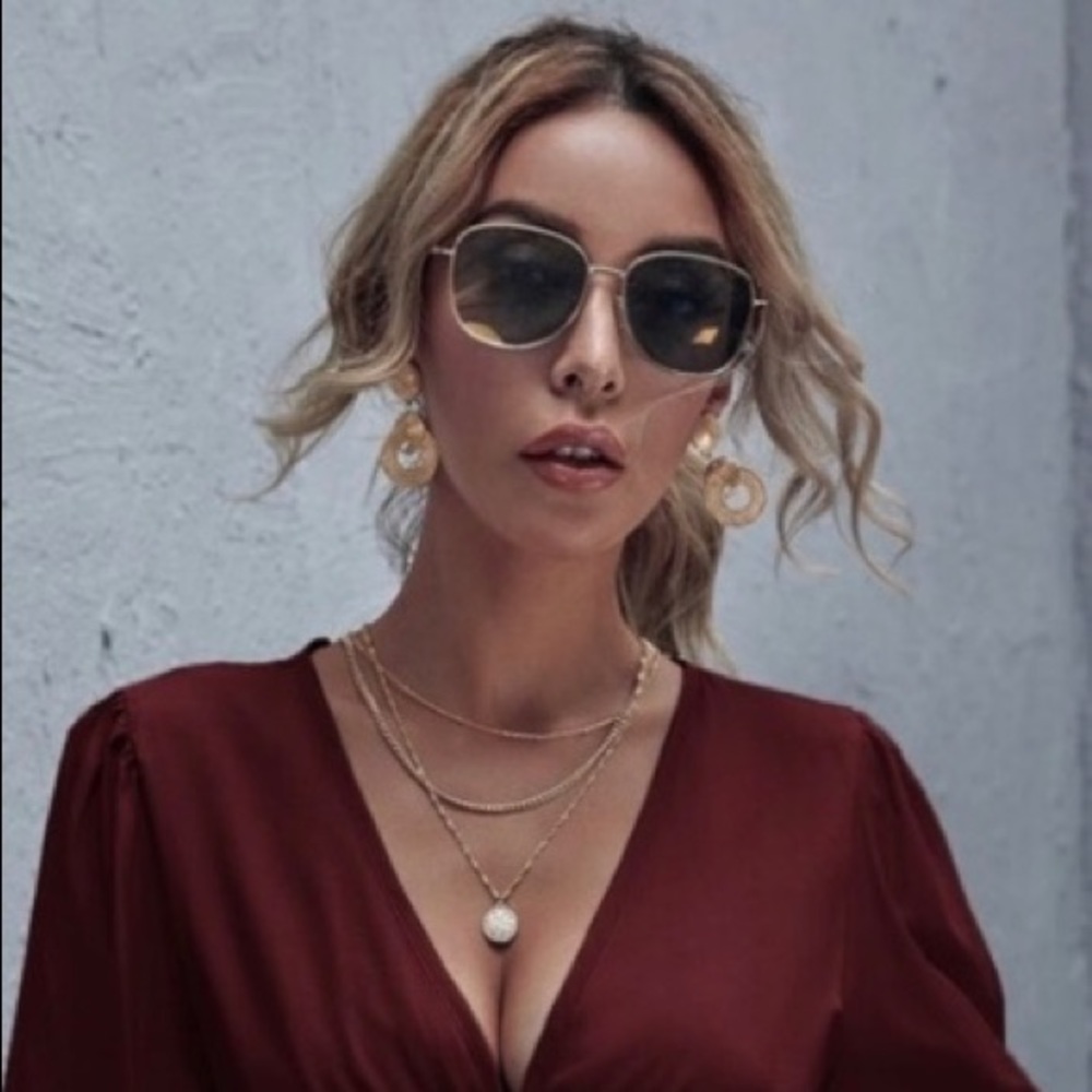 💕FINAL SALE💕 NWT burgundy longsleeve blouse